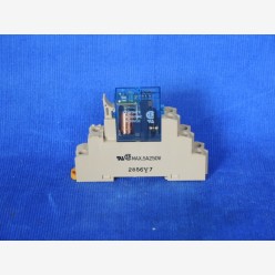 Omron G7P-2 relay with base